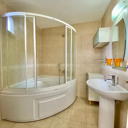 Apartment Attalos 2 *