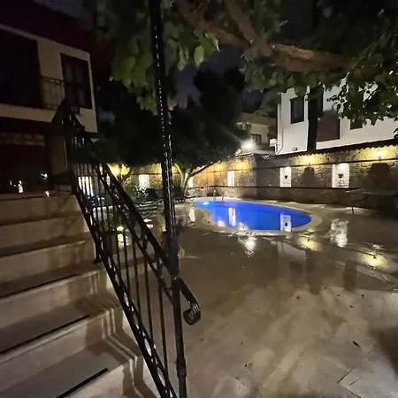 Attalos 2 Apartment *