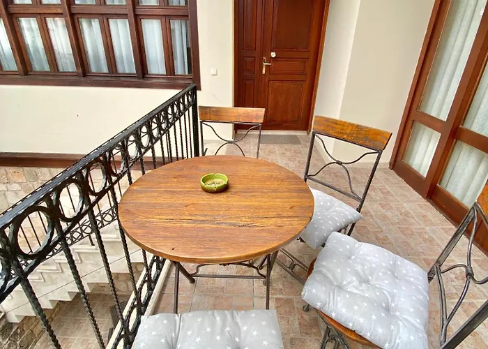 Attalos 2 Διαμέρισμα